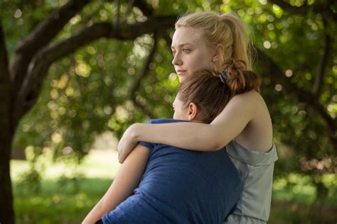 Dakota Fanning nude scene featured in Very Good Girls